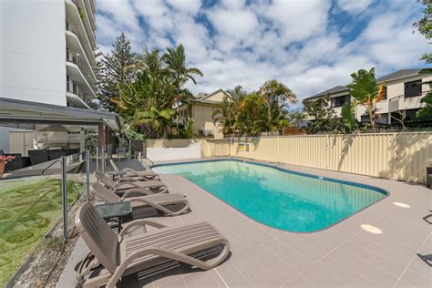 units for sale broadbeach queensland.